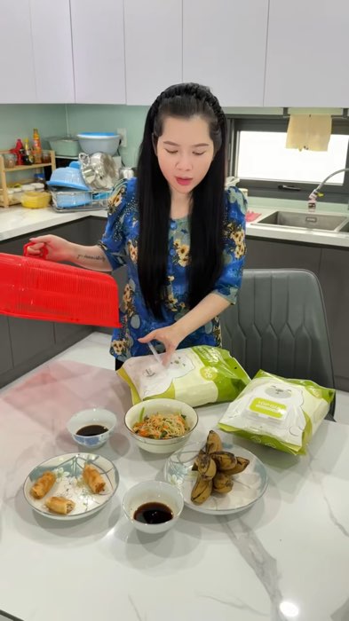 Màng bọc thực phẩm topgia #mangbocthucpham #mangboctopgia #KOLUyTin #HangMoiVe #LuotVuiMuaLien #ShopeeVideo