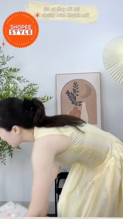 Khăn giấy ăn Top gia #giayantopgia #giaytopgia #ShopeeVideo #HangMoiVe #LuotVuiMuaLien #KOLUyTin
