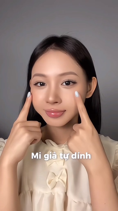 Mlen Diary ra mi tiện lợi không cần keo #mlendiary #migia #ShopeeVideo #makeup #lamdep #makeup #goclamdep