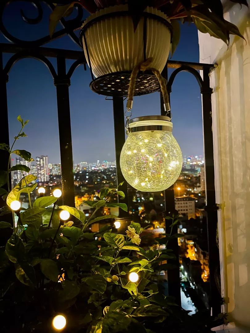 Solar Powered 30 LED Crackle Ball Jar Fairy Light For Outdoor Garden Tree photo review