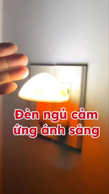 Đèn ngủ cảm ứng bóng đèn led cảm biến ánh sáng tự động bật tắt, đèn decor phòng ngủ#denngucamung #dennguled #denledphongngu #dennguthongminh