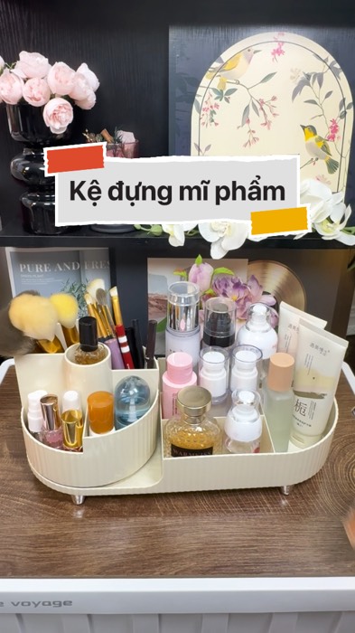Kệ đựng mĩ phẩm xoay 360 độ siêu tiện lợi #ShopeeVideo #ShopeeCreator #LuotVuiMuaLien #VideoHangGiaDung #VideohangLamDep #HangMoiVe #xuhuong