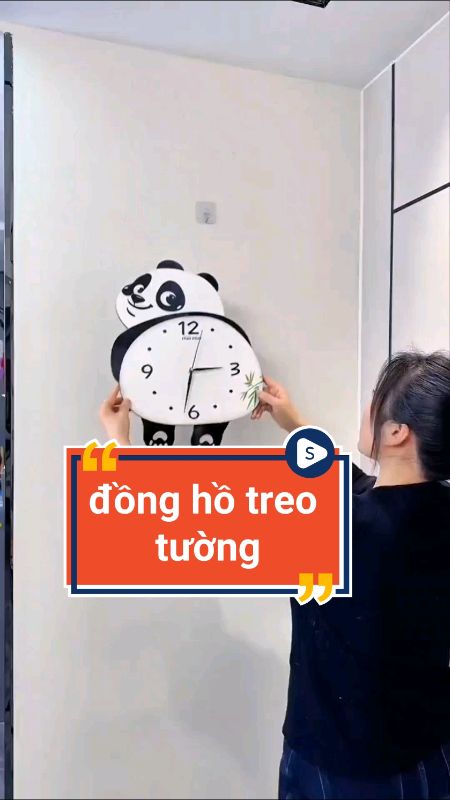 Đồng hồ gấu trúc treo tường xinh xắn #donghotreotuong #LuotVuiMuaLien #VideohangTieuDung #sandealcungKOL #HangMoiVe #shopeeVideo