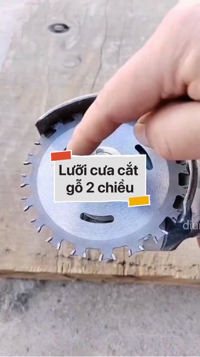 Lưỡi cưa cắt gỗ 2 chiều #VideohangDoiSong#ShopeeVideo#ShopeeCreator #LuotVuiMuaLien#KOLUyTin#Videomuasam #SandealcungKOL #diumi988