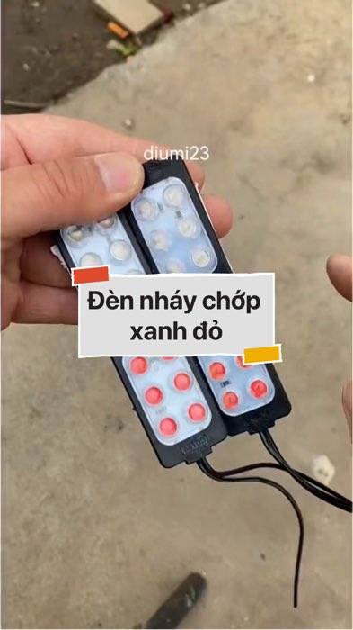 Đèn nháy chớp xanh đỏ #VideohangDienTu#shopeestyle#ShopeeVideo#ShopeeCreator #LuotVuiMuaLien#KOLUyTin#Videomuasam #SandealcungKOL #diumi256