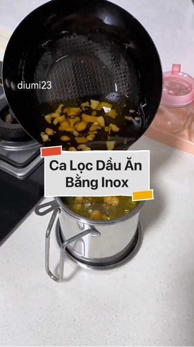 ￼Ca Lọc Dầu Ăn Bằng Inox #VideoHangGiaDung#shopeestyle#ShopeeVideo#ShopeeCreator #LuotVuiMuaLien #diumi235