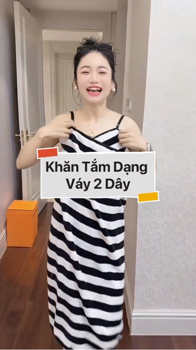 ￼Khăn Tắm Dạng Váy 2 Dây #VideohangDoiSong#ShopeeVideo#ShopeeCreator #LuotVuiMuaLien#KOLUyTin#Videomuasam #SandealcungKOL #diumi292