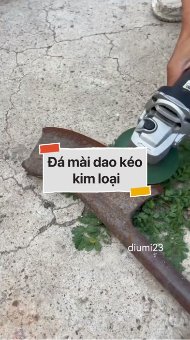 ￼Đá mài dao kéo kim loại #VideohangDoiSong#ShopeeVideo#ShopeeCreator #LuotVuiMuaLien#KOLUyTin#Videomuasam #SandealcungKOL #diumi310