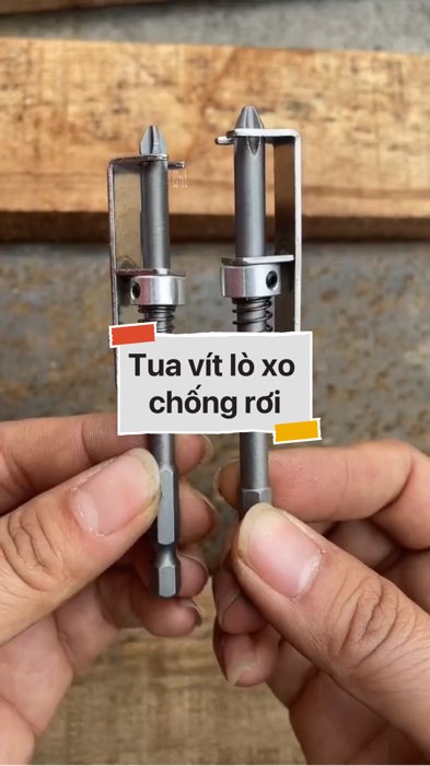 Tua vít lò xo chống rơi #VideohangDoiSong#ShopeeVideo#ShopeeCreator #LuotVuiMuaLien#KOLUyTin#Videomuasam #SandealcungKOL #diumi385