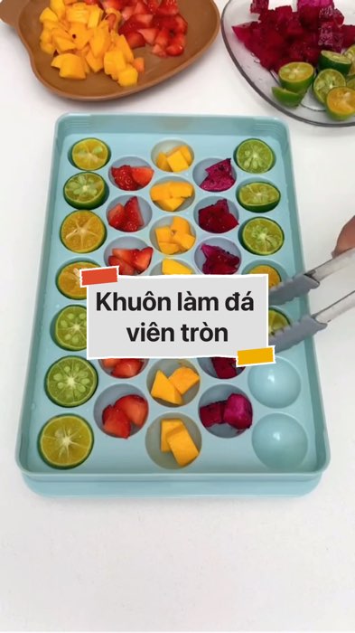Khuôn làm đá viên tròn #VideohangTieuDung #shopeestyle#ShopeeVideo#ShopeeCreator #LuotVuiMuaLien#KOLUyTin#Videomuasam #SandealcungKOL #diumi535