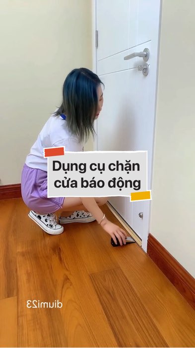 ￼Dụng cụ chặn cửa báo động #VideohangDoiSong#ShopeeVideo#ShopeeCreator #LuotVuiMuaLien#KOLUyTin#Videomuasam #SandealcungKOL #diumi621