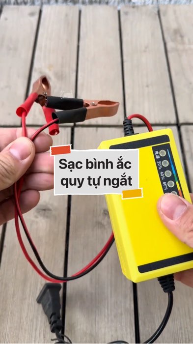 ￼Sạc bình ắc quy tự động ngắt #VideohangDoiSong#ShopeeVideo#ShopeeCreator #LuotVuiMuaLien#KOLUyTin#Videomuasam #SandealcungKOL #diumi713