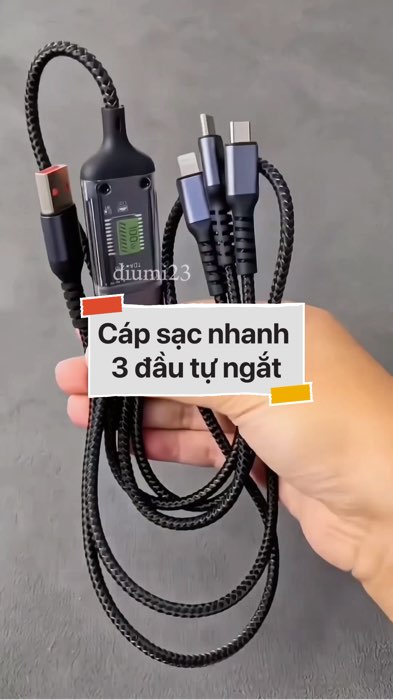 Cáp sạc nhanh 3 đầu #VideohangDienTu#shopeestyle#ShopeeVideo#ShopeeCreator #LuotVuiMuaLien#KOLUyTin#Videomuasam #SandealcungKOL #diumi719