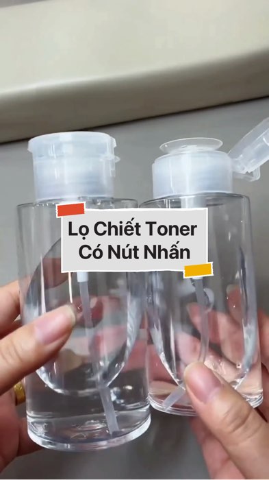 ￼Lọ Chiết Toner Có Nút Nhấn #VideohangLamDep#shopeestyle#ShopeeVideo#ShopeeCreator #LuotVuiMuaLien#KOLUyTin#Videomuasam #SandealcungKOL #diumi04