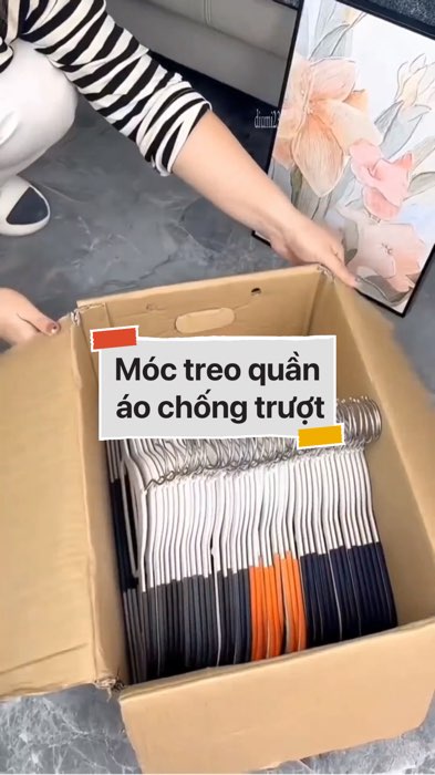 ￼Móc treo quần áo chống trượt #VideoHangGiaDung#shopeestyle#ShopeeVideo#ShopeeCreator #LuotVuiMuaLien #diumi25