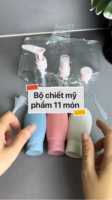 ￼Bộ chiết mỹ phẩm 11 món #VideohangDoiSong#ShopeeVideo#ShopeeCreator #LuotVuiMuaLien#KOLUyTin#Videomuasam #SandealcungKOL #diumi106