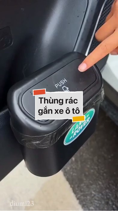 Thùng rác mini xe ô tô #VideohangDoiSong#ShopeeVideo#ShopeeCreator #LuotVuiMuaLien#KOLUyTin#Videomuasam #SandealcungKOL #diumi205