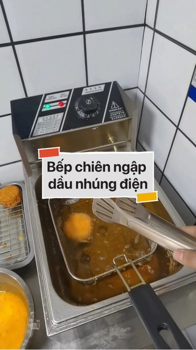 Bếp chiên ngập  dầu nhúng điện #VideohangDienTu#shopeestyle#ShopeeVideo#ShopeeCreator #LuotVuiMuaLien#KOLUyTin#Videomuasam #SandealcungKOL #diumi230