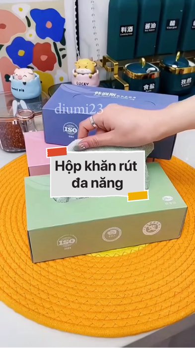 Hộp khăn rút đa năng #VideohangTieuDung #shopeestyle#ShopeeVideo#ShopeeCreator #LuotvuiMuaLien#KOLUyTin#Videomuasam #SandealcungKOL #diumi752