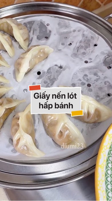 Giấy nến lót hấp bánh #VideohangTieuDung #shopeestyle#ShopeeVideo#ShopeeCreator #LuotvuiMuaLien#KOLUyTin#Videomuasam #SandealcungKOL #diumi761