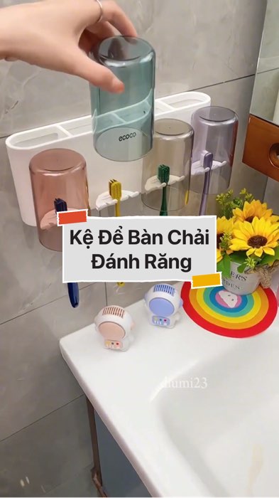 Kệ Để Bàn Chải Đánh Răng #VideoHangGiaDung#shopeestyle#ShopeeVideo#ShopeeCreator #LuotVuiMuaLien #diumi10