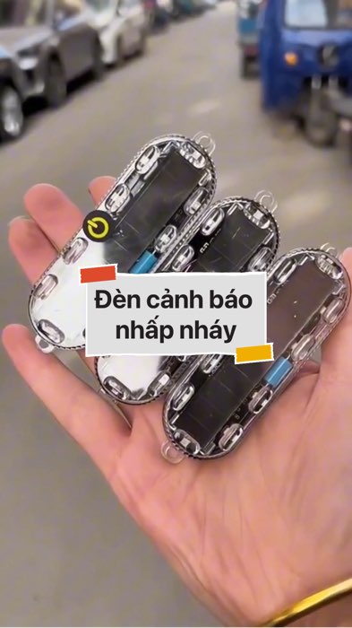 ￼Đèn cảnh báo nhấp nháy #VideohangDoiSong#ShopeeVideo#ShopeeCreator #LuotVuiMuaLien#KOLUyTin#Videomuasam #SandealcungKOL #diumi82