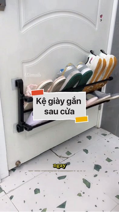 Kệ giày gắn sau cửa #VideoHangGiaDung#shopeestyle#ShopeeVideo#ShopeeCreator #LuotVuiMuaLien #diumi108