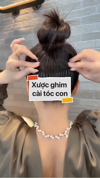 Xược ghim cài tóc con #VideohangLamDep#shopeestyle#ShopeeVideo#ShopeeCreator #LuotVuiMuaLien#KOLUyTin#Videomuasam #SandealcungKOL #diumi116