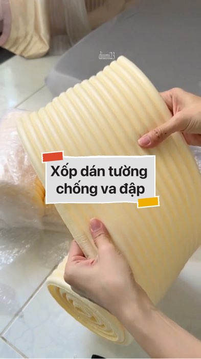 Xốp dán tường chống va đập #VideohangDoiSong#ShopeeVideo#ShopeeCreator #LuotVuiMuaLien#KOLUyTin#Videomuasam #SandealcungKOL #diumi260