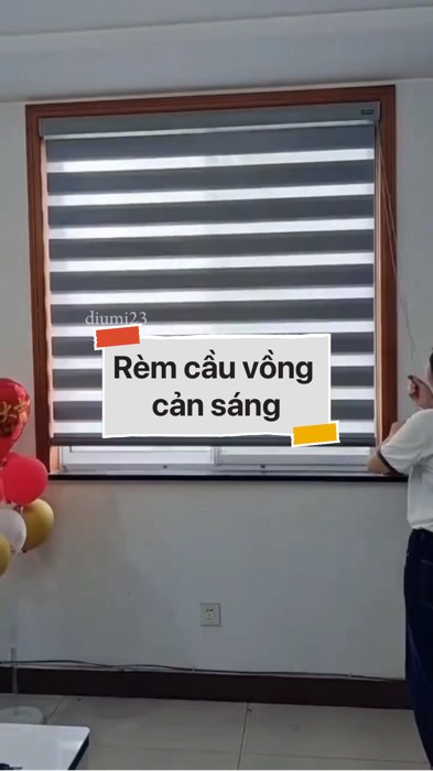 Rèm cầu vồng cản sáng #VideohangNhaCua#shopeestyle#ShopeeVideo#ShopeeCreator #LuotVuiMuaLien#KOLUyTin#Videomuasam #SandealcungKOL #diumi331