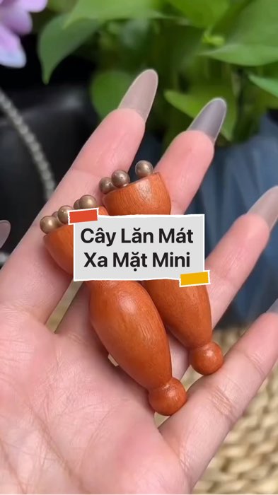 Cây Lăn Massage Mặt Mini #VideohangDoiSong#ShopeeVideo#ShopeeCreator #LuotVuiMuaLien#KOLUyTin#Videomuasam #SandealcungKOL #diumi371