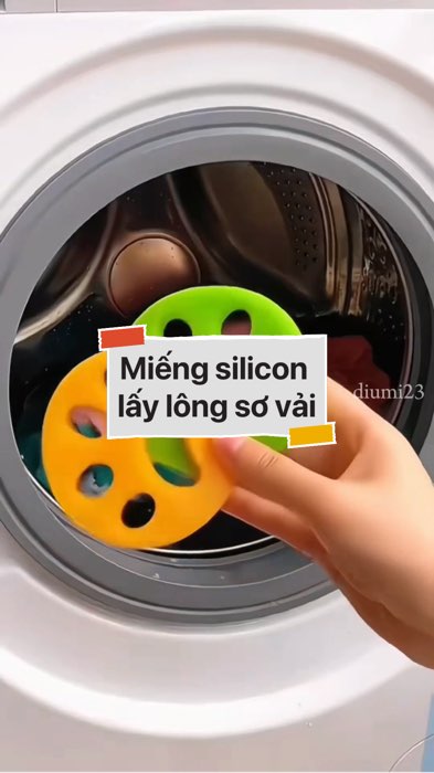 ￼Miếng silicon lấy lông sơ vải #VideohangDoiSong#ShopeeVideo#ShopeeCreator #LuotVuiMuaLien#KOLUyTin#Videomuasam #SandealcungKOL #diumi433