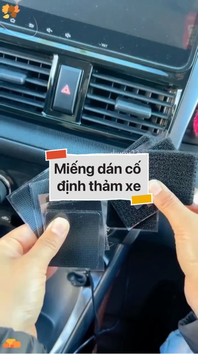 Miếng dán cố định thảm xe #VideohangDoiSong#ShopeeVideo#ShopeeCreator #LuotVuiMuaLien#KOLUyTin#Videomuasam #SandealcungKOL #diumi437