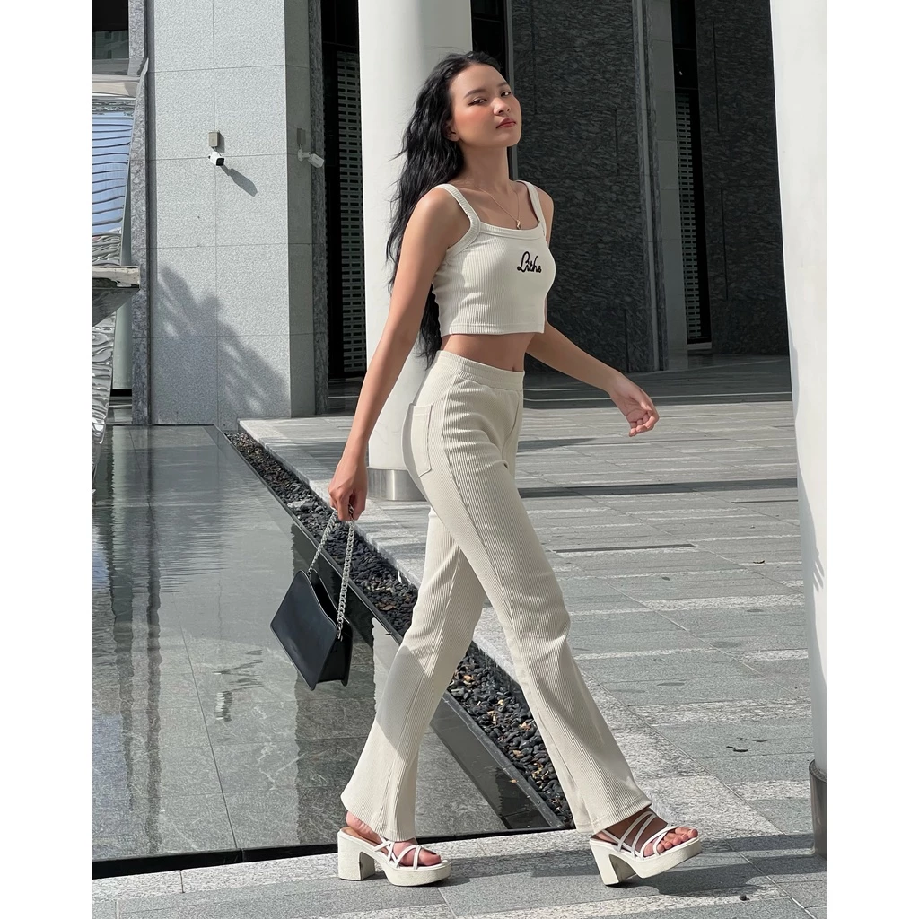 [LiTHE] SALE 70%  Quần lưng thun ống loe có túi sau - Regular Flared Pants