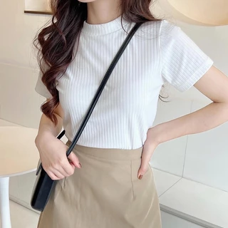 Áo phông nữ cổ tròn, phông trơn chất thun cotton, phom ôm vừa vặn, cổ cao, kiểu dáng basic dễ phối đồ