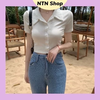 Áo croptop PoLo 6 nút tay ngắn.