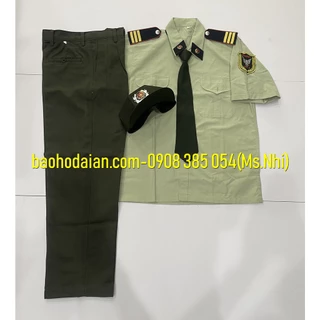 Đồng phục bảo vệ ngắn tay màu xanh rêu kèm đầy đủ phụ kiện