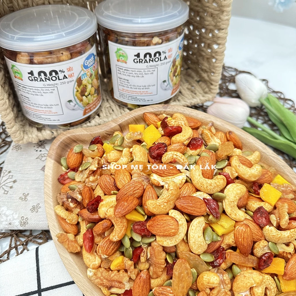 GRANOLA NƯỚNG MẬT ONG CAO CẤP MẸ TÔM (NGŨ CỐC HẠT, ĂN KIÊNG,HẠNH NHÂN,HẠT ĐIỀU, YẾN MẠCH, K MACCA)