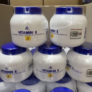 Kem Dưỡng Ẩm Vitamin E Thái Lan (Nắp xanh dùng cho Body & Face)