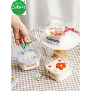 Hộp nhựa vuông đựng bánh Mousse có quai xách (100 cái)