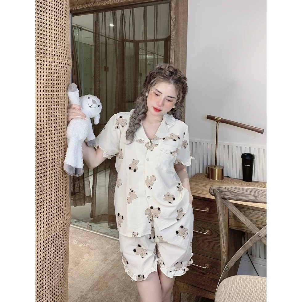 Set Đồ Ngủ Pijama Nữ Chất Vải Đũi Cổ Bèo Tay Ngắn Quần Đùi Họa Tiết Gấu Bông Freesize