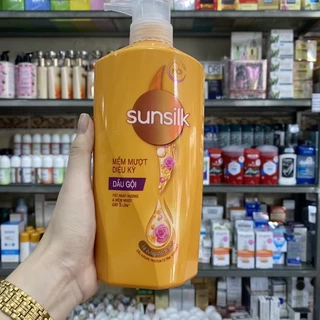 Dầu Gội Sunsilk Mềm Mượt 650g (631ml)