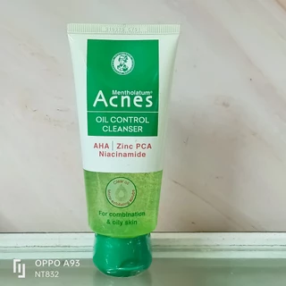 Gel Rửa Mặt Acnes Giúp Kiểm Soát Nhờn 100g Oil Control Cleanser