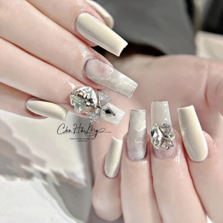 ( Set 6 món ) Móng úp, móng giả, nailbox thiết kế tone trắng sữa mix đá khối siêu sang