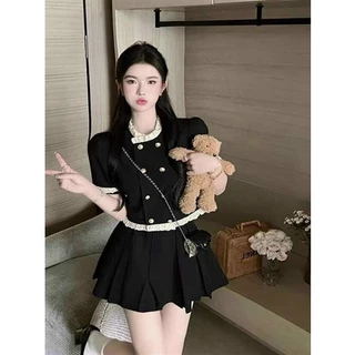 Set váy thời trang nữ đi chơi chất cotton lạnh có lót cổ tròn tay ngắn đính nút chạy viền lai váy lưng thun xếp li mini