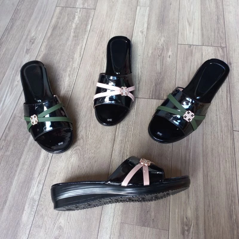 DÉP TRUNG NIÊN CAO 3P NAN CHÉO ĐÍNH HOA SIZE [36-42]