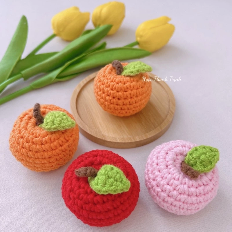 Quả cam 🍊 bằng len, Quả táo 🍎 bằng len, móc khoá handmade