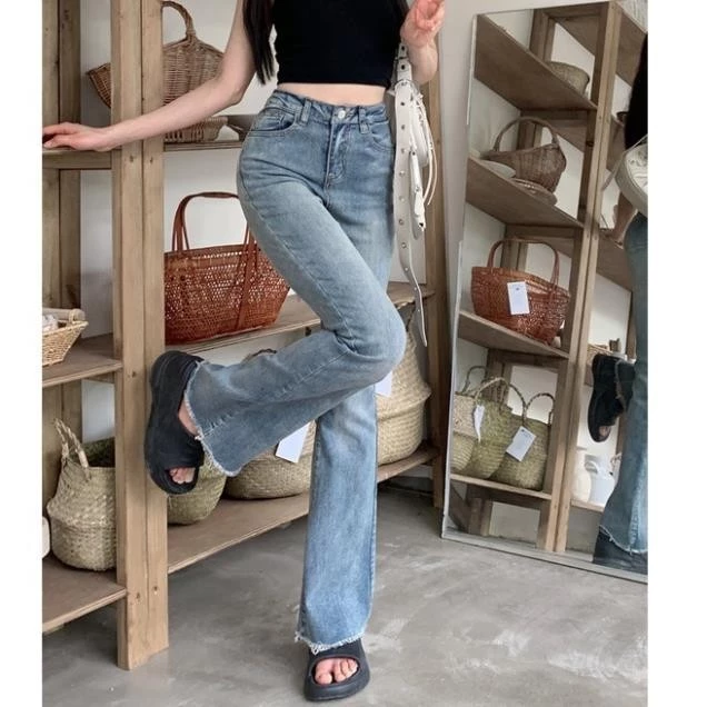 Quần Jeans Nữ Ống Loe , Quần Bò Nữ Ống Loe Măc Lên Cực Tôn Dáng Xinh Xỉu  TL09