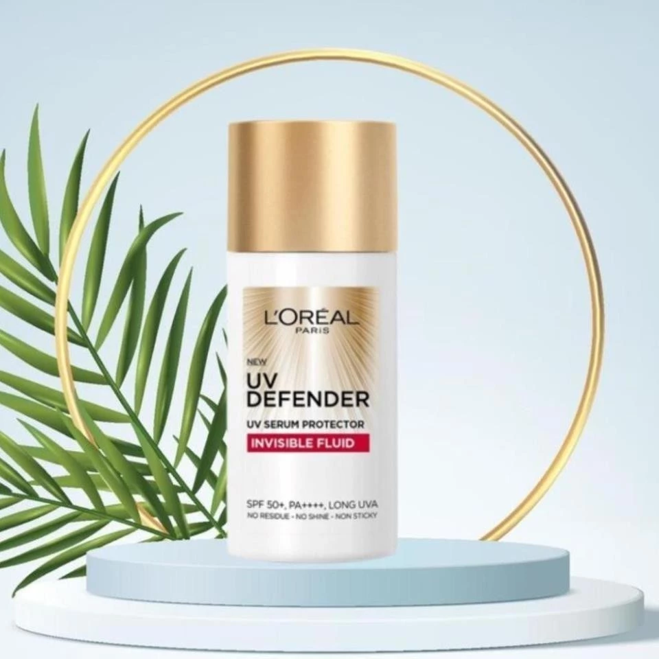 < Kem chống nắng L'Oreal UV Defender Invisible Fluid SPF50+ . . >