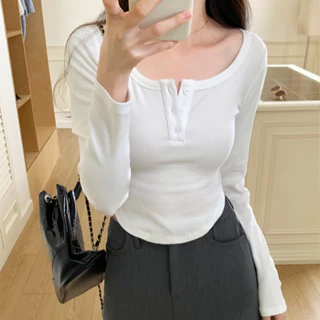 KFHSFHOWHFOWH Áo crphối cúc ngực tôn dáng siêu xinh Michi, áo thun croptop kiểu nữ RHEHEHE